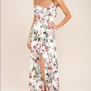 Lulu’s White Floral Dress